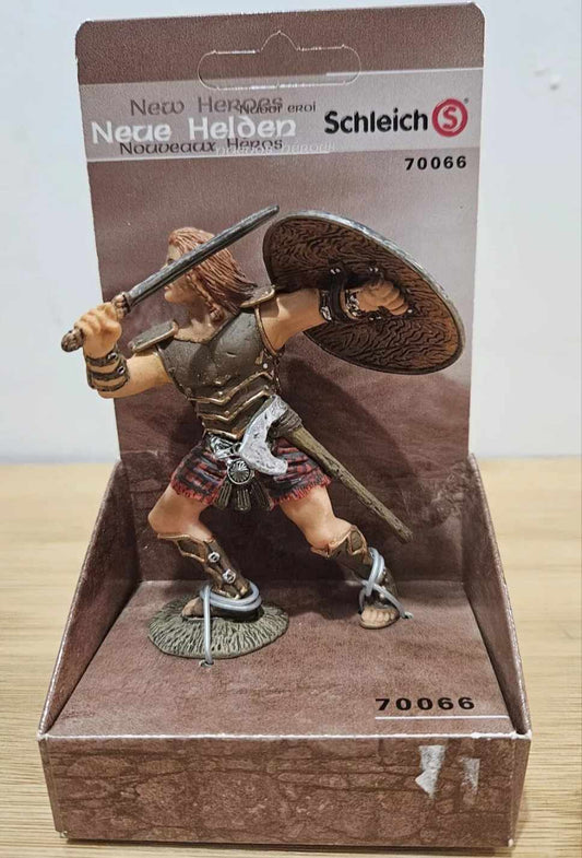 Schleich 70066 Heroes Feared Warrior from North rare hero history figure toy