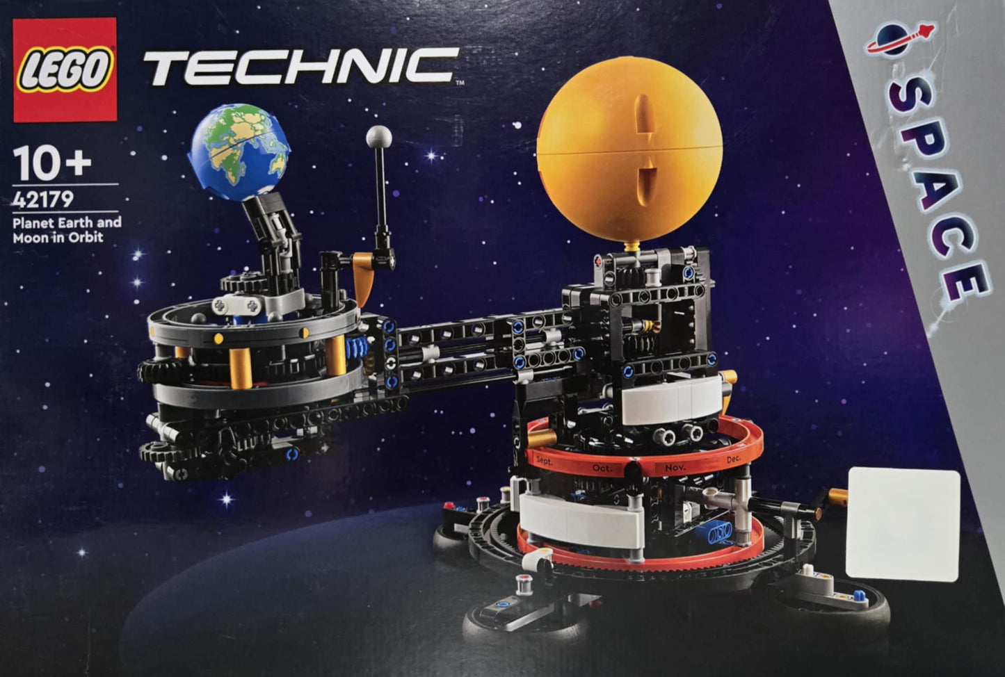 LEGO® Technic Planet Earth and Moon in Orbit (42179)